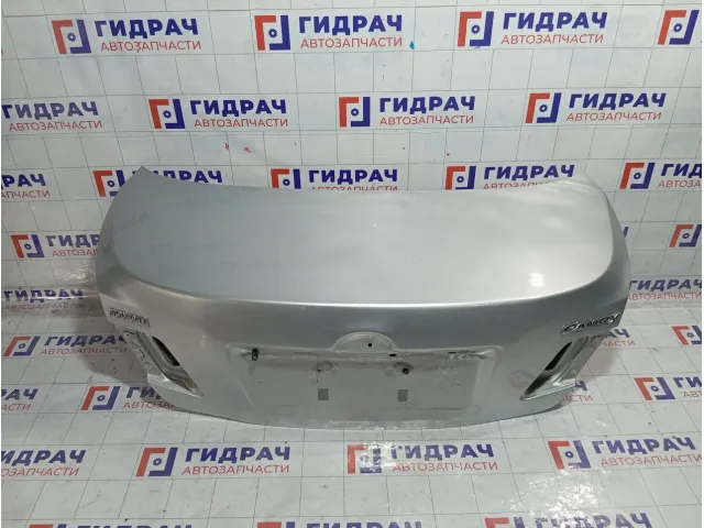 Крышка багажника Toyota Camry 6440133400