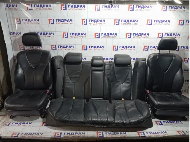 Сиденье комплект Toyota Camry