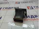 Дефлектор воздушный левый Toyota Camry 5565033160B0