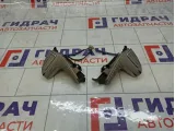 Блок кнопок в рулевое колесо Toyota Camry 8425033010