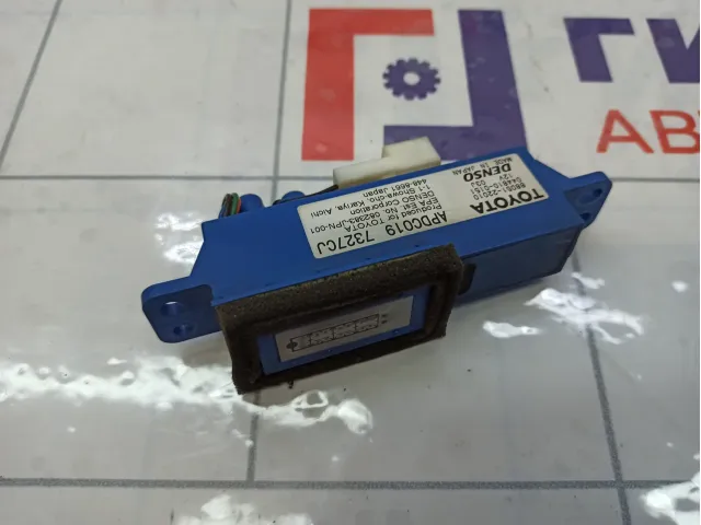 Ионизатор воздуха Toyota Camry 8805122010