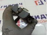 Замок багажника Toyota Camry 6460033130