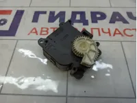 Моторчик заслонки отопителя (печки) Toyota Camry 0638000171