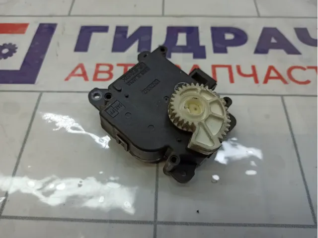 Моторчик заслонки отопителя (печки) Toyota Camry 0638000171
