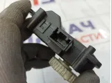 Моторчик заслонки отопителя (печки) Toyota Camry 0638000171