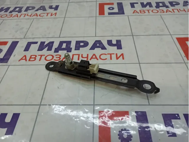 Механизм регулировки ремня безопасности Toyota Camry 7320053010