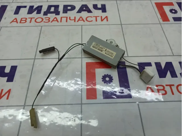 Усилитель антенны Toyota Camry 8630033280