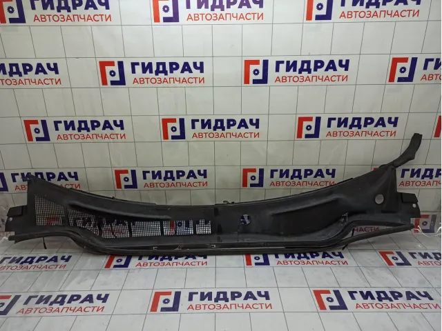 Решетка под лобовое стекло (Жабо) Toyota Camry 5570833100