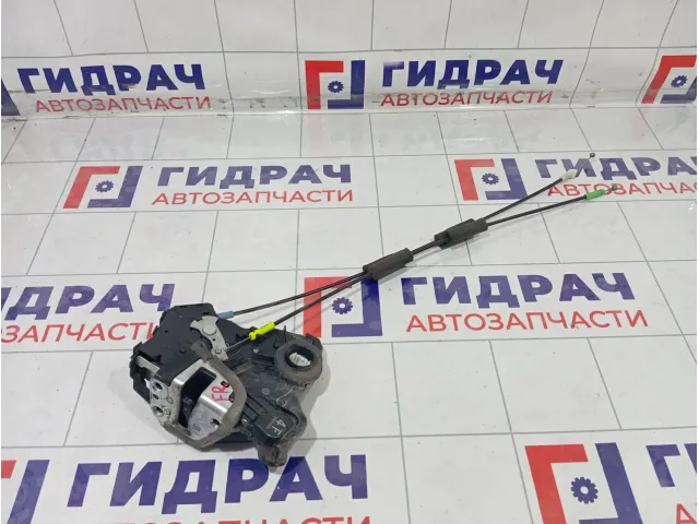 Замок двери передней правой Toyota Camry 6903042221