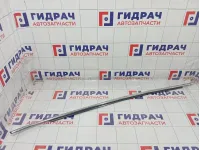 Накладка стекла переднего правого Toyota Camry 7571033140