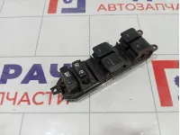 Блок управления стеклоподъемниками Toyota Camry 8404033100
