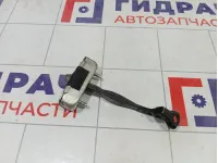Ограничитель двери задний Toyota Camry 6863033092
