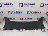 Обшивка багажника на заднюю панель Toyota Camry 5838733111