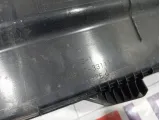 Обшивка багажника на заднюю панель Toyota Camry 5838733111