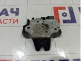 Замок багажника Toyota Camry 6460033160