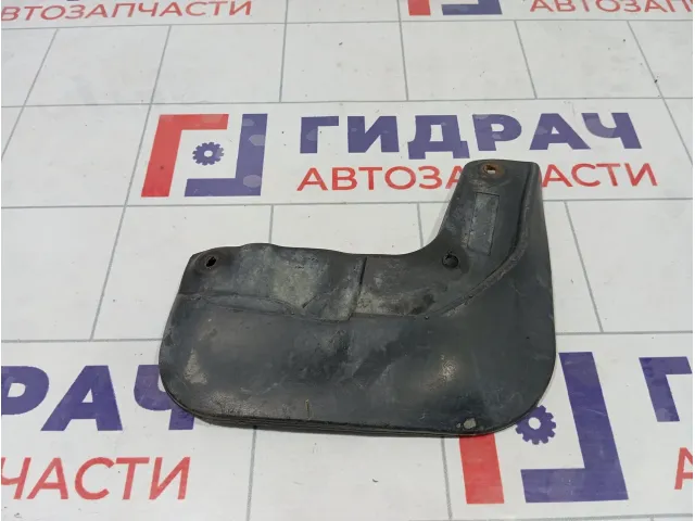 Брызговик передний правый Toyota Camry 4851000102