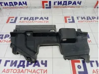 Дефлектор радиатора правый Toyota Camry 5329333080