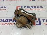 Суппорт тормозной передний правый Toyota Camry 4773033361