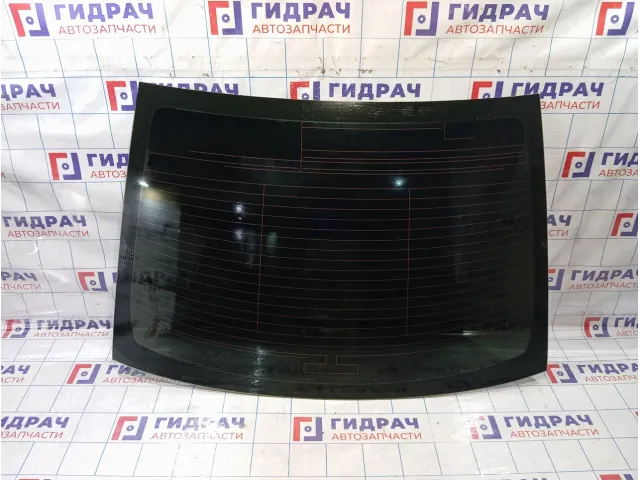 Стекло заднее Toyota Camry 6481133610