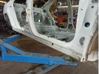 Порог со стойкой правый Toyota Camry
