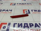 Отражатель в бампер задний правый Toyota Camry 8191048012