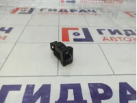 Кнопка обогрева сидений левая Toyota Camry 8475133080