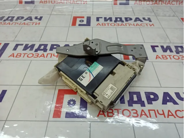 Блок электронный Toyota Camry 8922133640