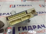 Блок электронный Toyota Camry 8922133640