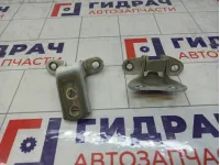 Петли двери передней правой Toyota Camry