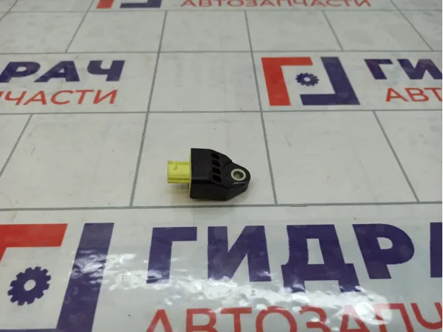 Датчик AIR BAG Toyota Camry 8983133040