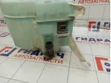 Бачок омывателя стекла Toyota Camry 8535533130