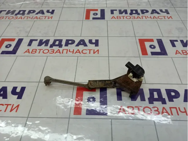 Датчик положения кузова Toyota Camry