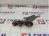 Кронштейн двигателя Toyota Camry 1231336040