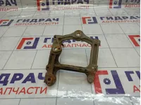 Кронштейн кондиционера Toyota Camry 1250236010