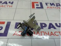 Клапан электромагнитный Toyota Camry 2586036010