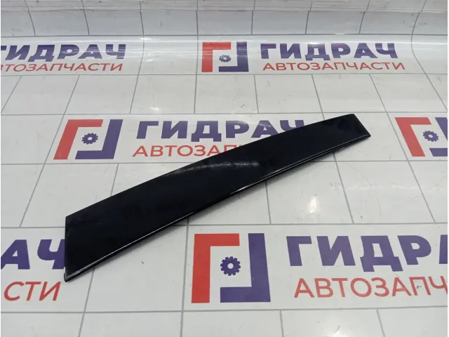 Накладка двери передней правой Toyota Camry (XV50) 7575533050