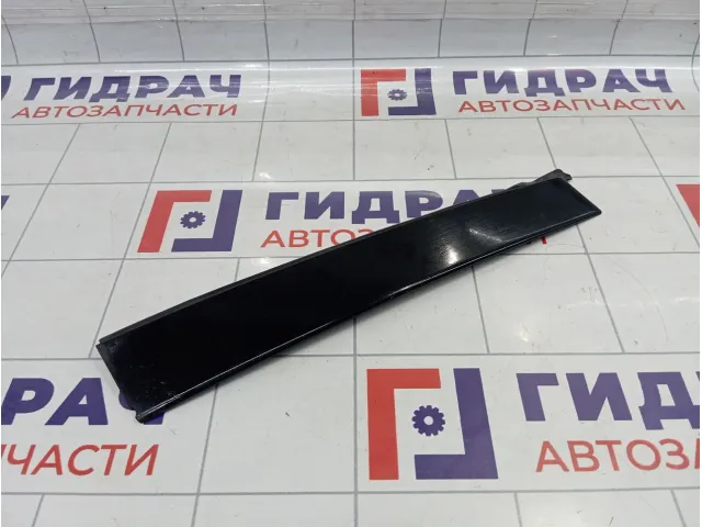 Накладка двери задней левой Toyota Camry (XV50) 7576233050