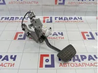 Педаль тормоза Toyota Camry (XV50) 4711033430