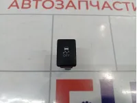 Кнопка антипробуксовочной системы Toyota Camry (XV50) 8498848070