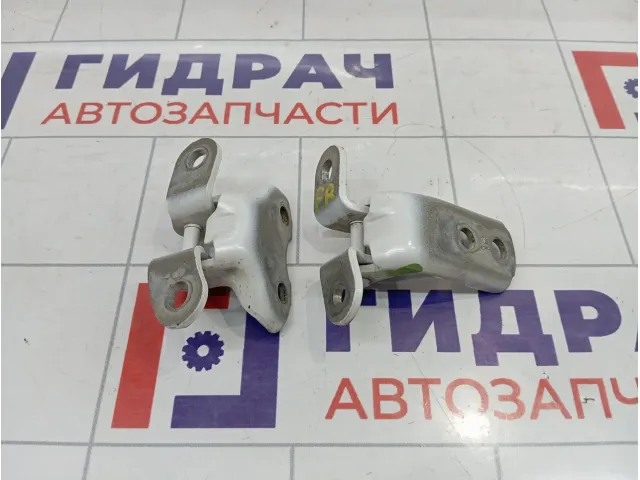 Петли двери передней правой Toyota Camry (XV50)