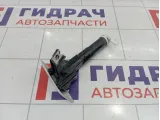 Форсунка омывателя фары правая Toyota Camry (XV50) 8520733040