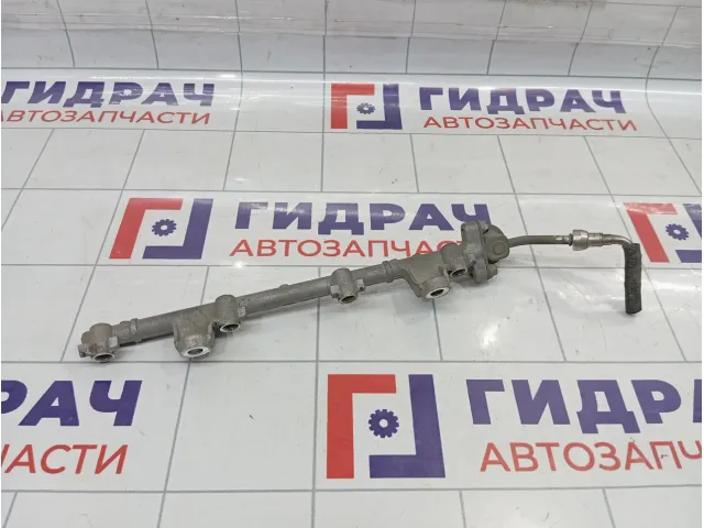 Топливная рампа (топливная рейка) Toyota Camry (XV50) 2381436010