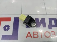 Датчик AIR BAG Toyota Camry (XV50) 8983106060