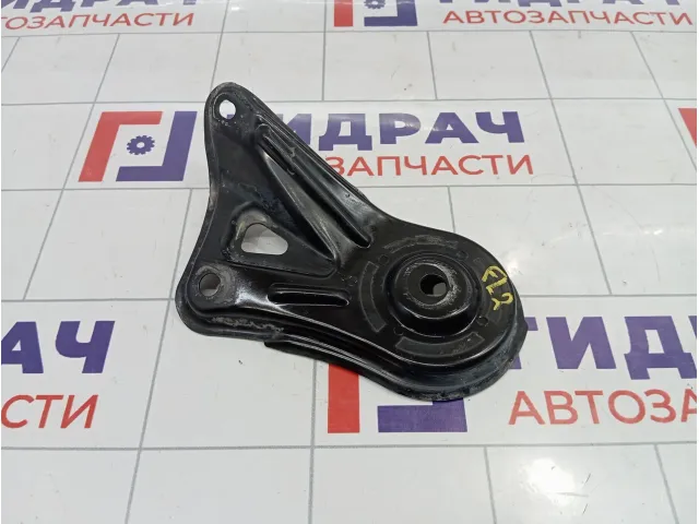 Кронштейн балки передний левый Toyota Camry (XV50) 5102433070