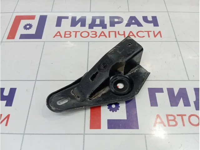 Кронштейн балки задний левый Toyota Camry (XV50) 5220433030