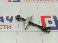 Ограничитель двери передней Toyota Camry (XV55) 6861033091