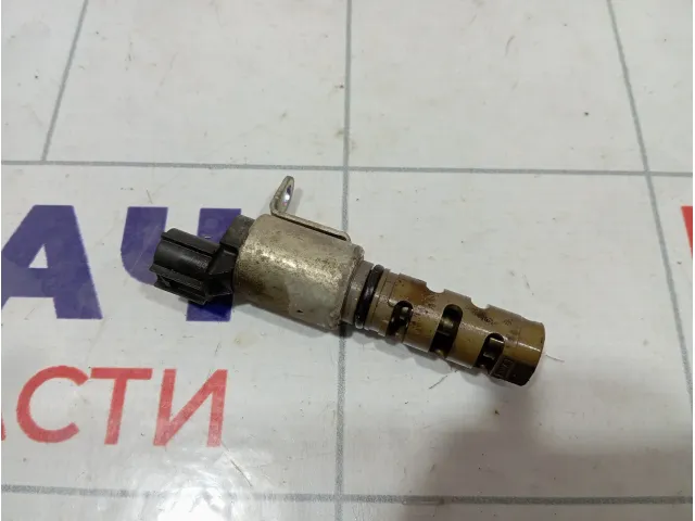 Клапан ГРМ Toyota Camry (XV55) 153300T030