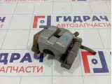 Суппорт тормозной задний правый Toyota Camry (XV55) 4783033240