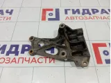 Кронштейн двигателя Toyota Camry (XV55) 123130V080