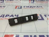Накладка консоли Toyota Camry (XV55) 5883133121